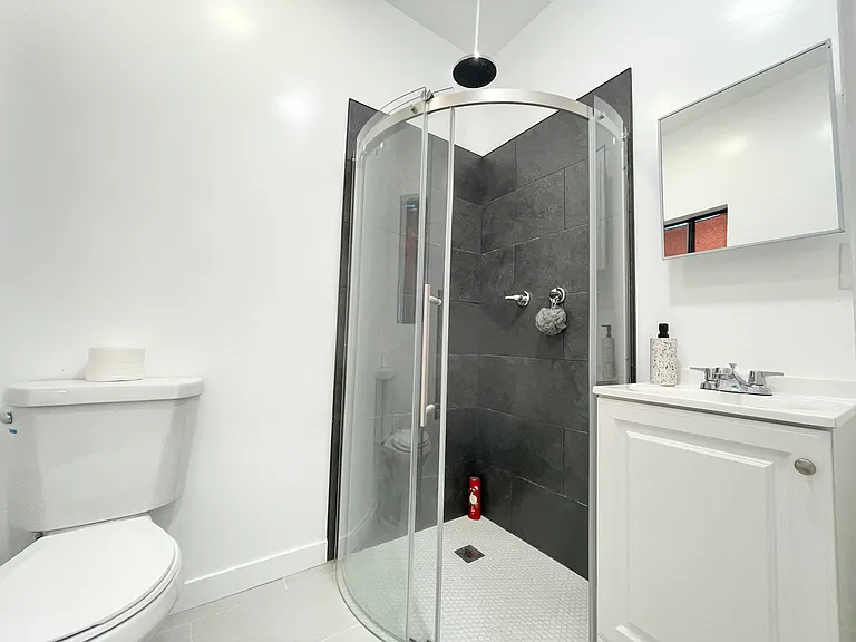 2826 Darwin Ave #2826 — Photo 5