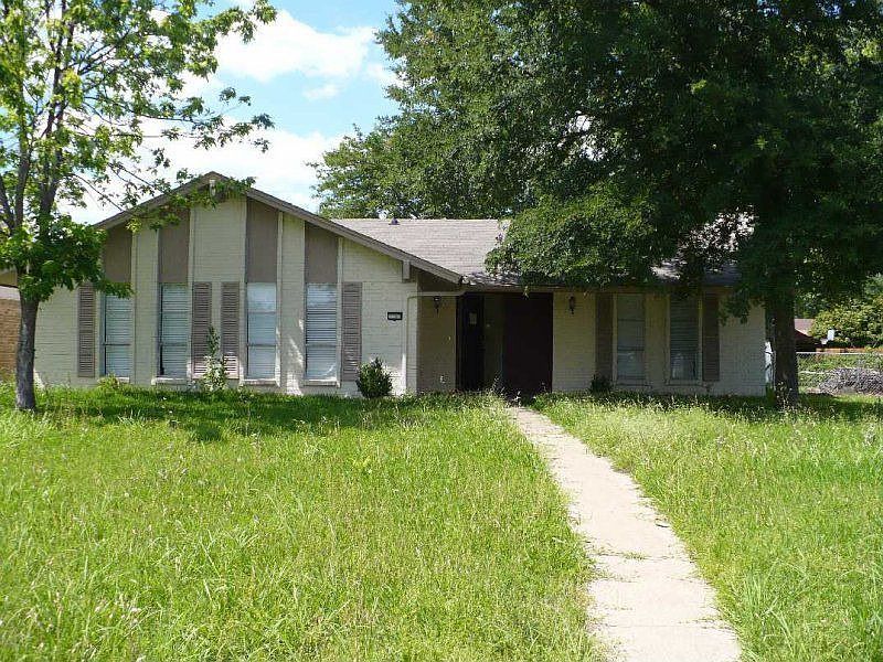 1st image of 1113 Delores Dr