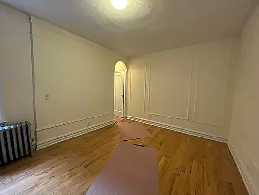 Rented by Queens Apartments Realty LLC | media 8