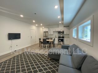 317 N 41st St #2, Philadelphia, PA 19104