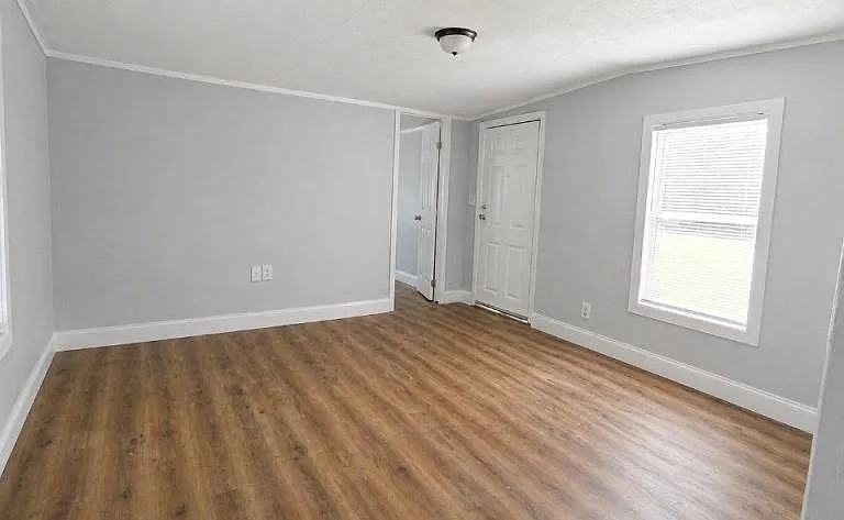 2828 Red Wing Ln — Photo 6