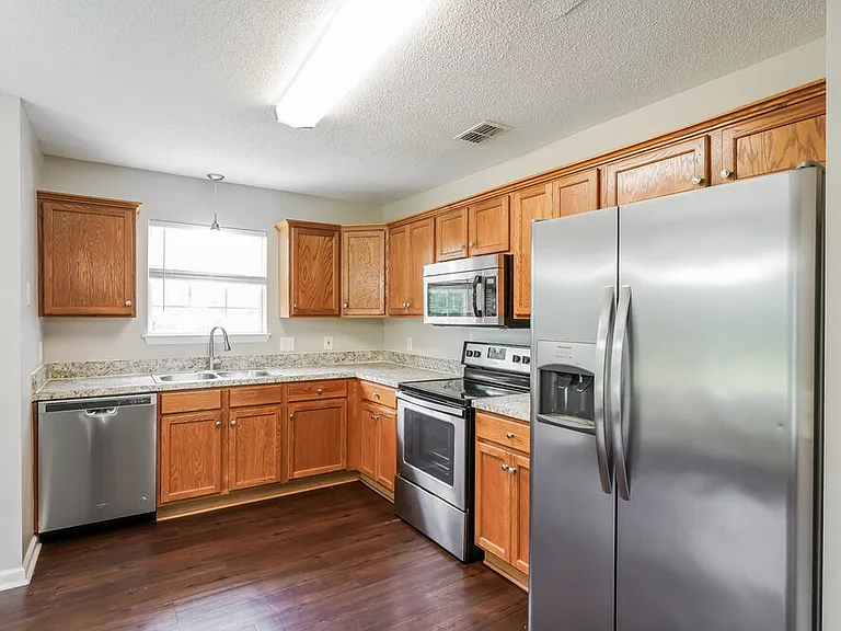 6620 Shadyview Dr — Photo 6