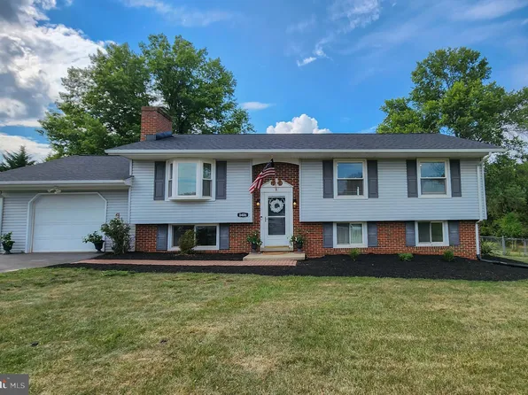 8406 Cub Hunt Ct, Walkersville, MD 21793