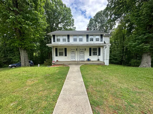 5758 Colonial Hwy #A, Evington, VA 24550