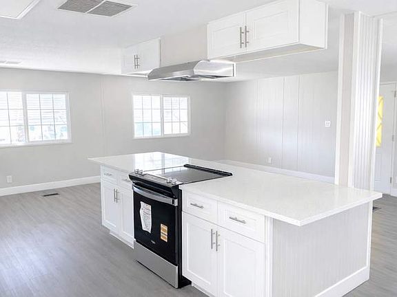2nd image of 3300 E Broadway Rd Lot 111