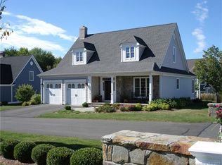 2 Weeping Willow Ct, Unionville, CT 06085