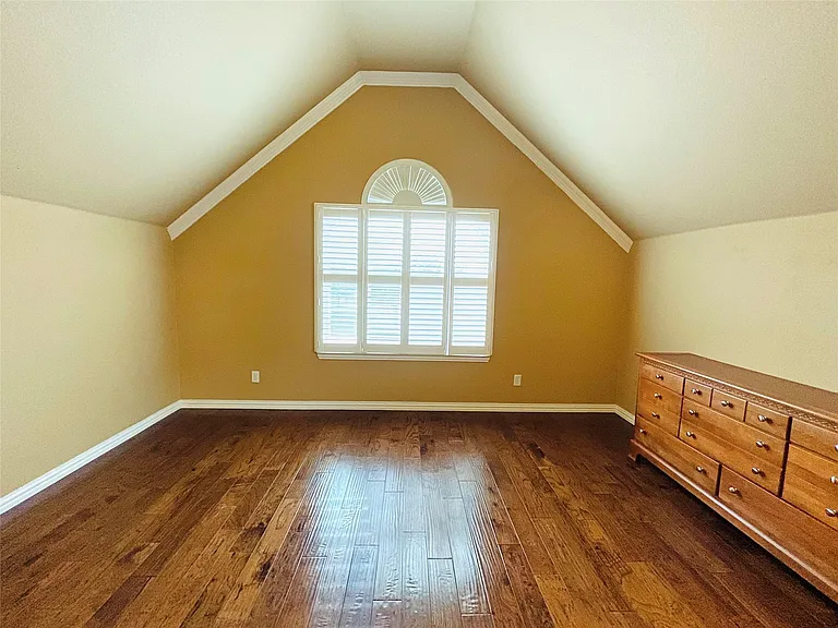 40 Emerald Pond Dr — Photo 19