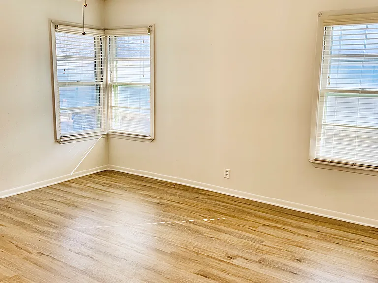 226 Tolbert Ave — Photo 9