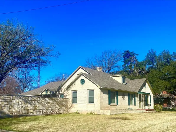 511 S Denton St, Gainesville, TX 76240