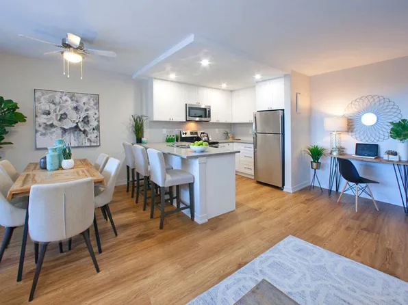 Prince Court/Princess Manor