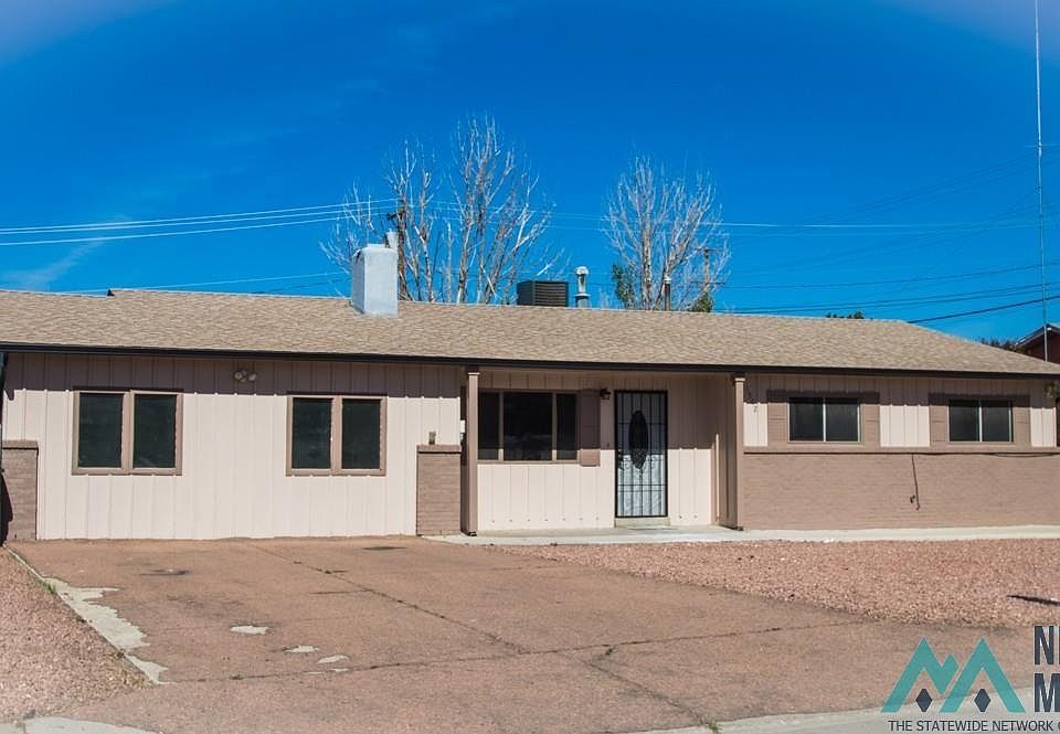 1st image of 1502 Kit Carson Dr