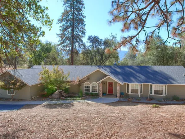 38923 Seven Hills Rd, Oakhurst, CA 93644