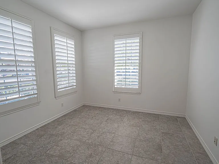 23917 Lakeside Rd — Photo 9