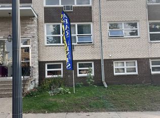 441 Ridgewood Ave #27, Minneapolis, MN 55403