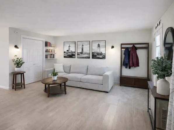 49 Illsley St #49, Portland, ME 04103