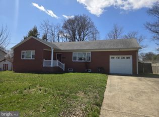 83 Ewingville Rd, Ewing, NJ 08638