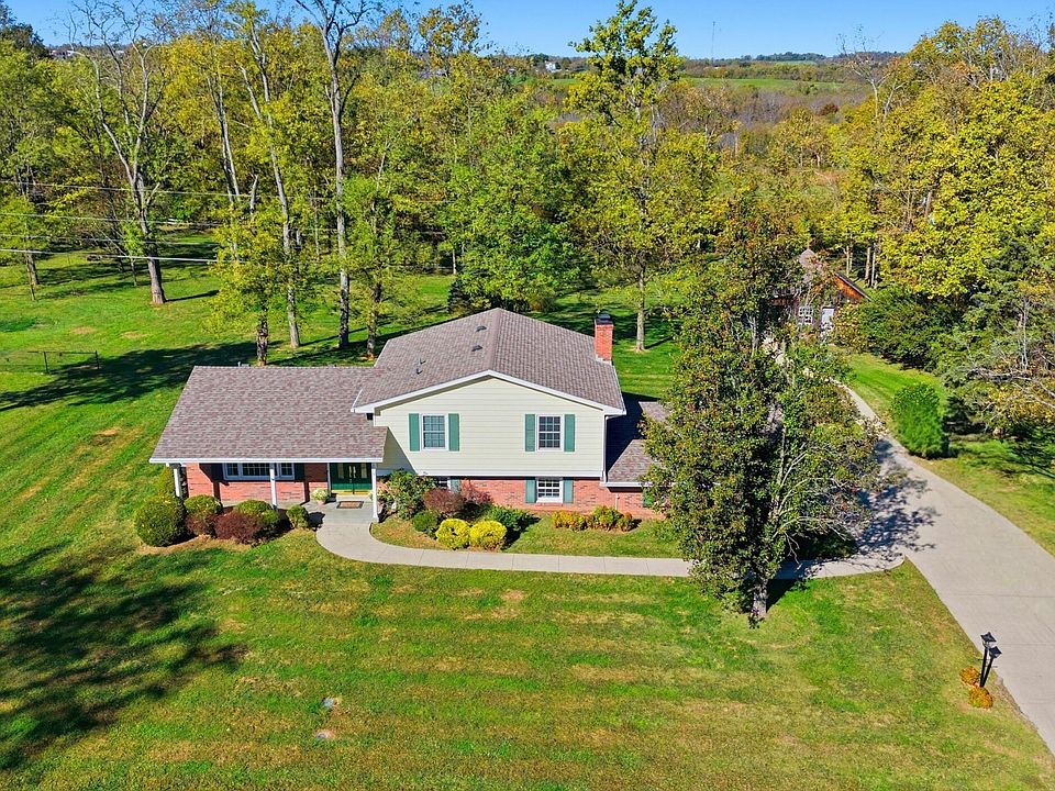 1st image of 119 Carolyn Ln