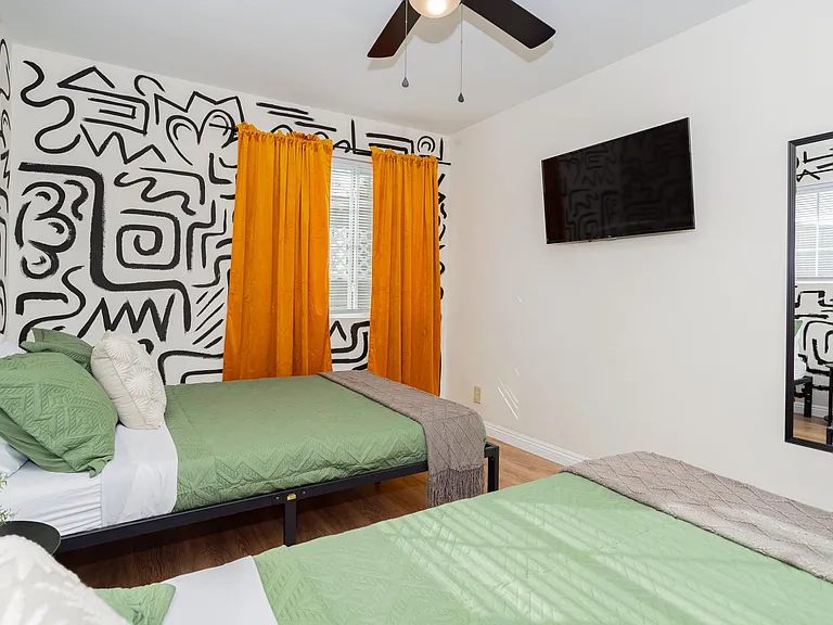 2205 Santa Paula Dr — Photo 14