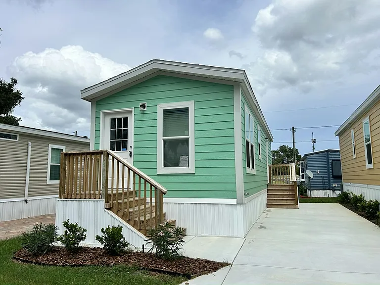 Dade City RV Resort — Photo 62