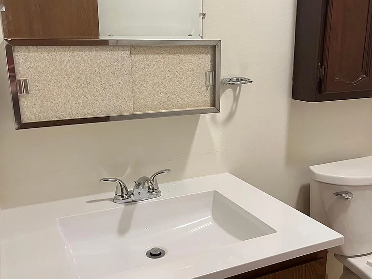509 Marshall St #B — Photo 9