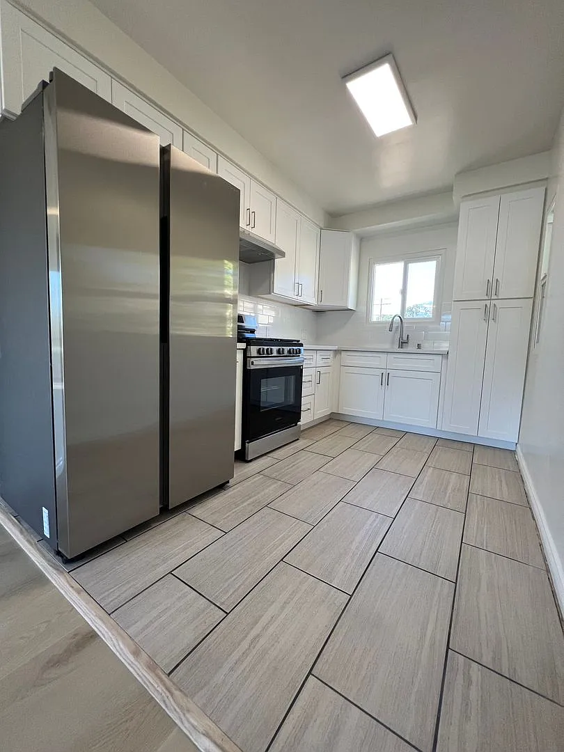 La Crescenta Apt — Photo 3