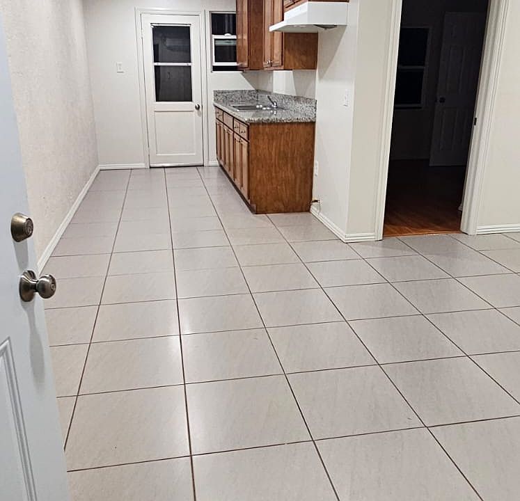 1st image of 3419 Whistler Ave #B