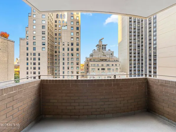 58 West 58th Street image 3 of 17