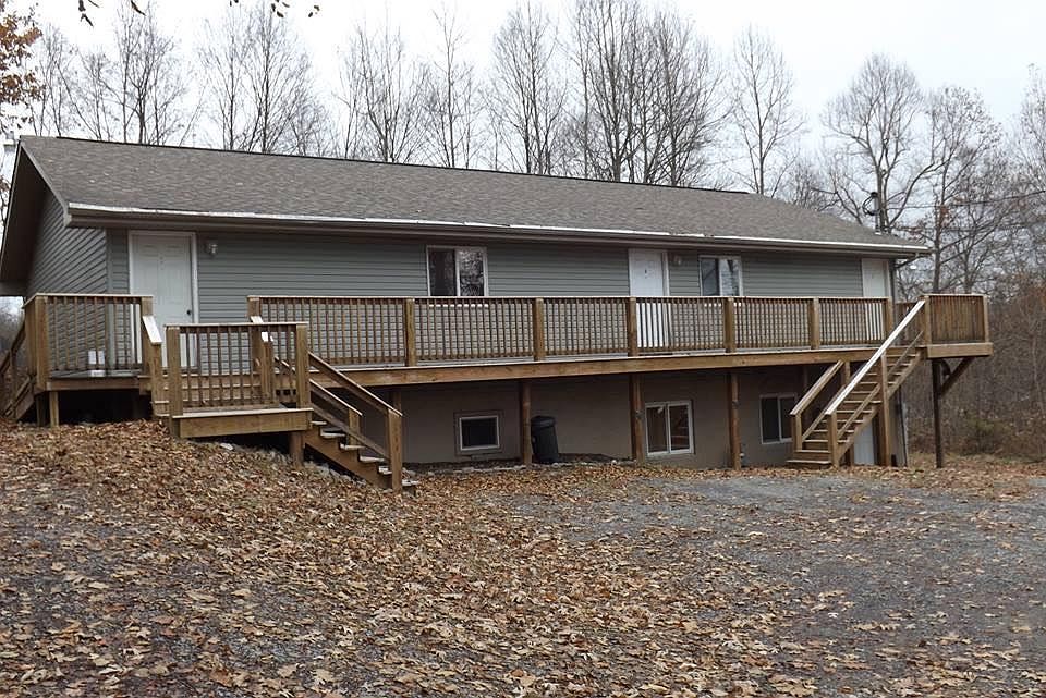 1st image of 36 Thomas Dr APT 1