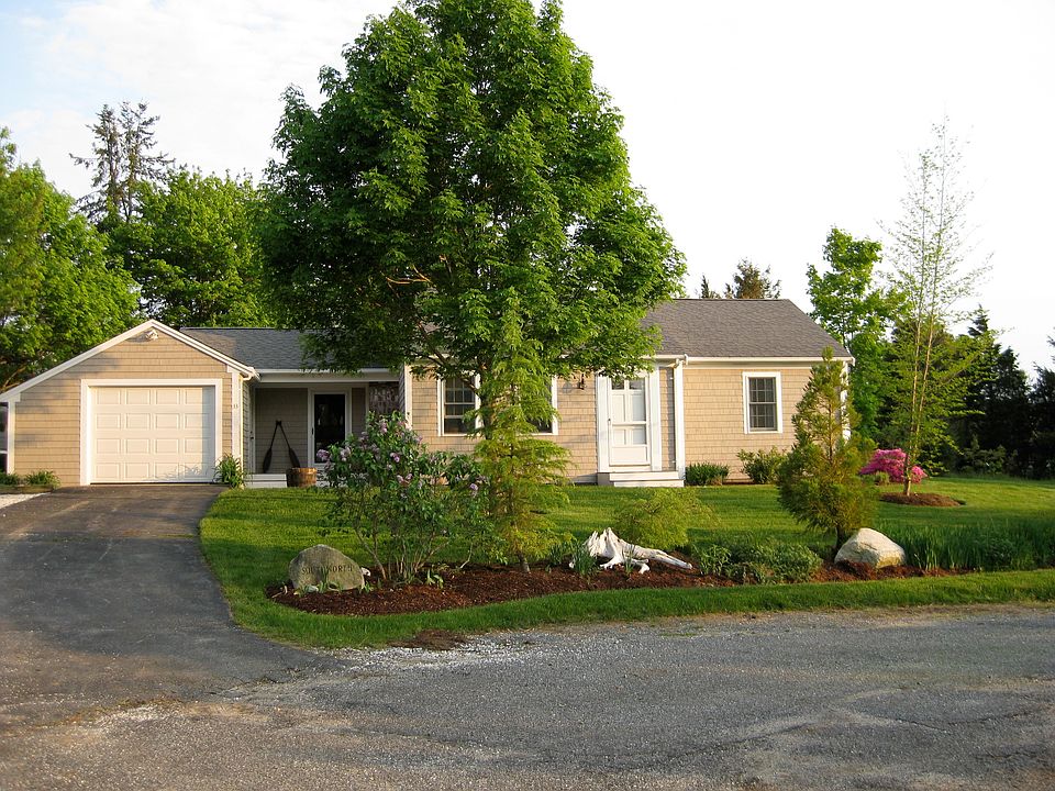 Charming Cape style home