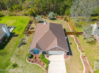 13617 Tara Hills Dr, Gulfport, MS 39503