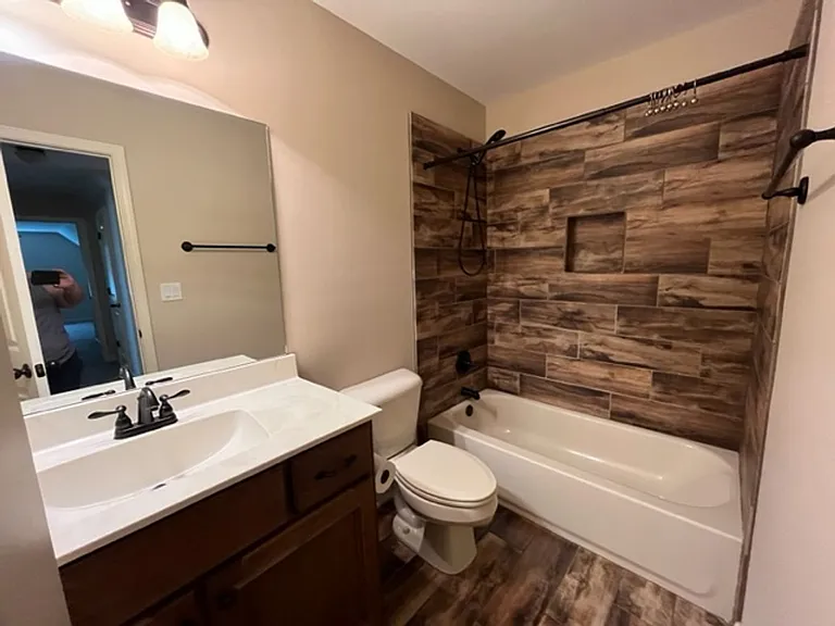 4741 W Dublin — Photo 10