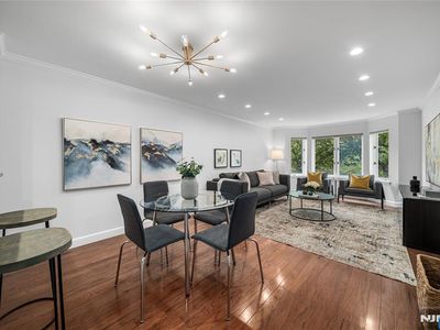 317 Ellery Ct, Edgewater, NJ, 07020