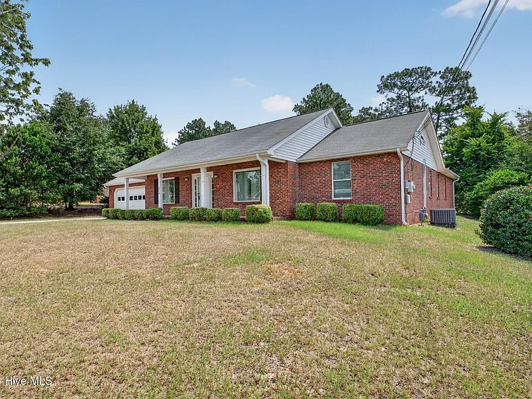 4810 Golden Leaf Ln — Photo 27