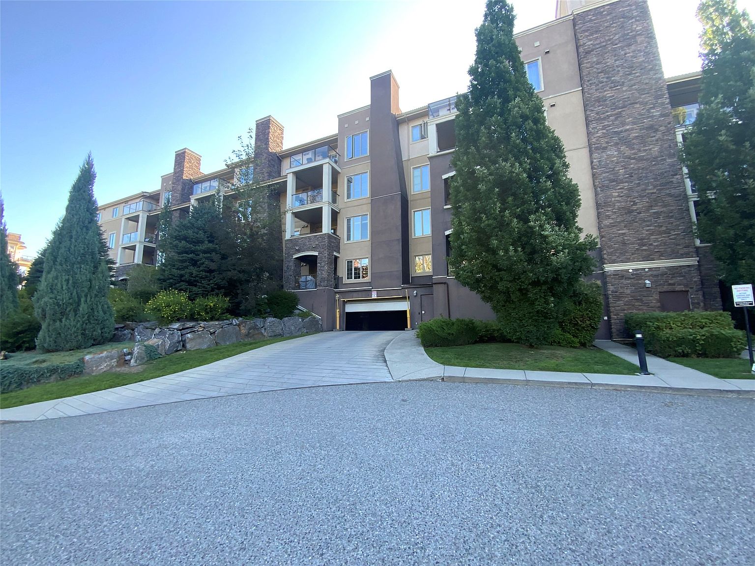 1873 Country Club Dr Unit 2222