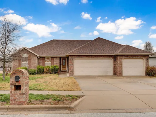 869 E Sparrow Road, Nixa, MO 65714