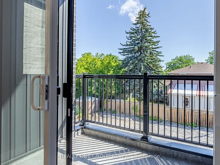 227 Grenfell St #3 — Photo 13
