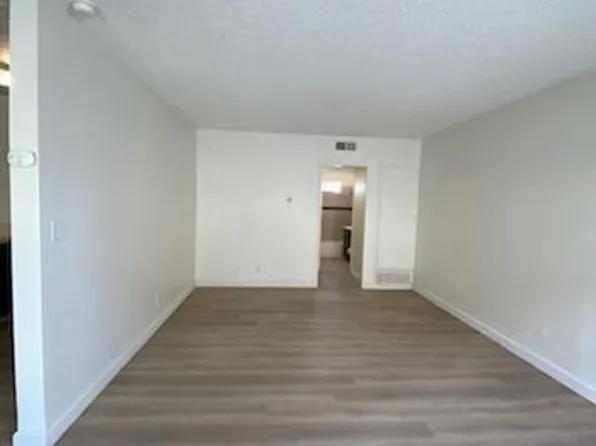 Kingsley, 1639 E Kingsley Ave APT 6, Pomona, CA 91767