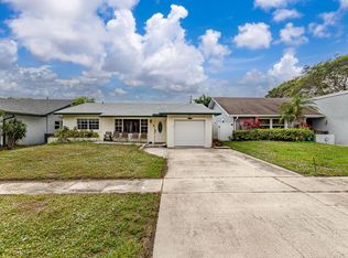564 NW 55th St, Boca Raton, FL 33487
