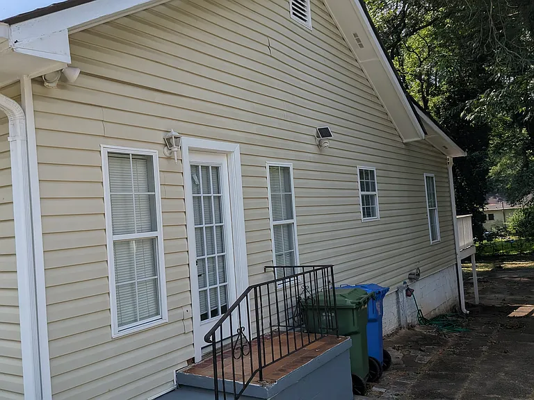 574 Fletcher St SW — Photo 12