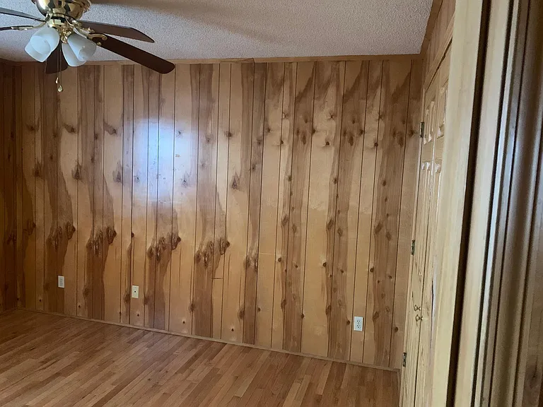 Back bedroom