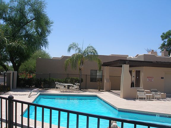 5th image of 10865 N 117th Way