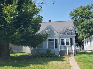 2506 28th St, Rock Island, IL 61201