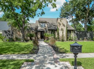 17702 Windy Point Dr, Spring, TX 77379