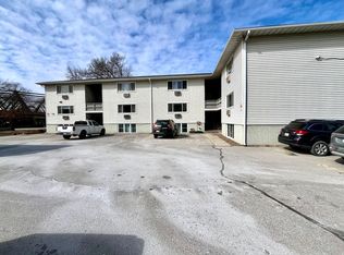 1022 Newton Rd #11, Iowa City, IA 52246