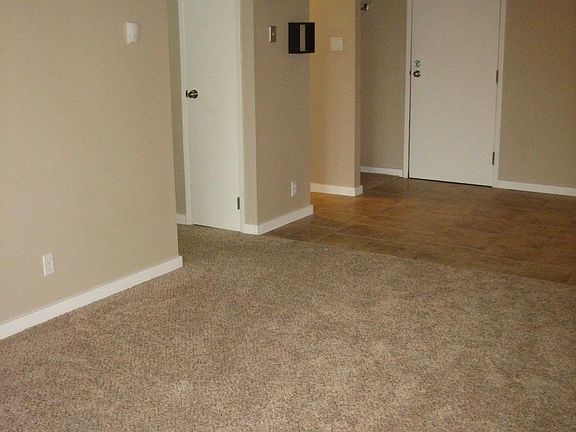 2nd image of 202B Columbia Blvd W #295