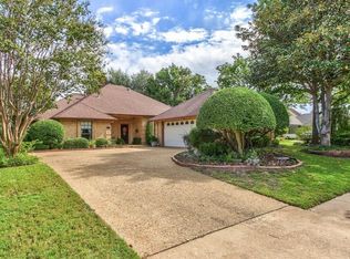 3201 Ridge Oak Dr, Garland, TX 75044