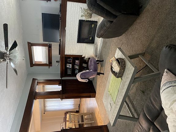 2nd image of 967 Highland Ave
