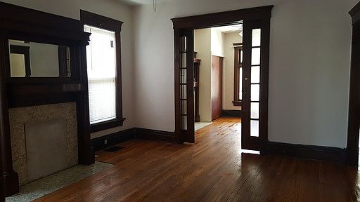 3rd image of 252-254 King Ave #16793207
