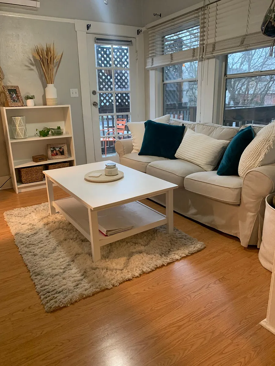 Living area with door to deck - 1629 20th St #B