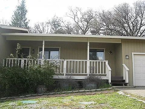3286 Crowell Ln photo 1